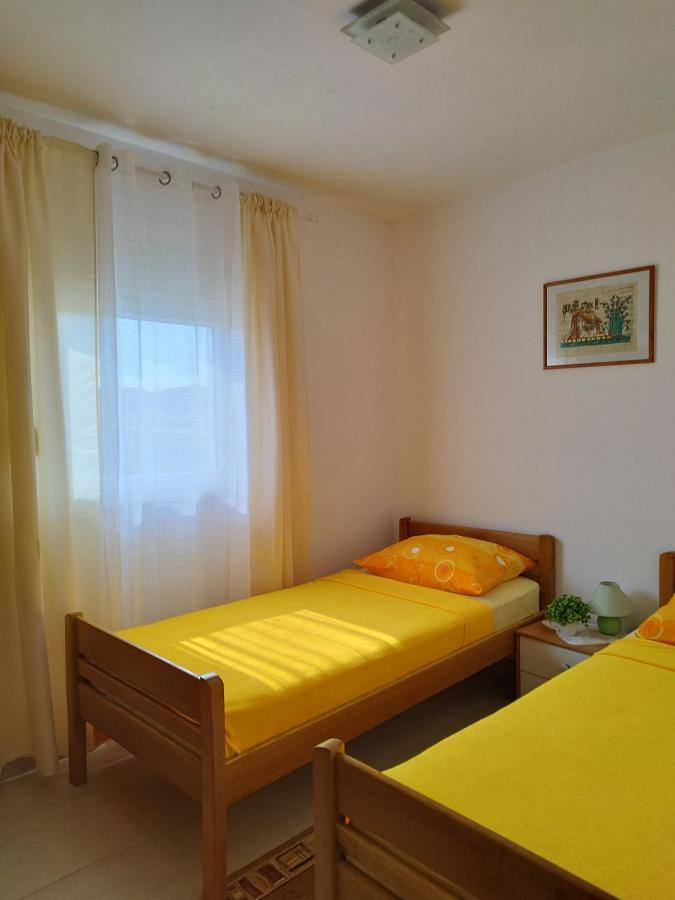 Apartmani Vjeko Vir Exterior foto