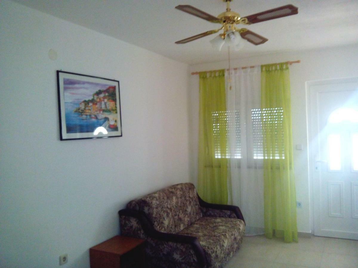 Apartmani Vjeko Vir Exterior foto
